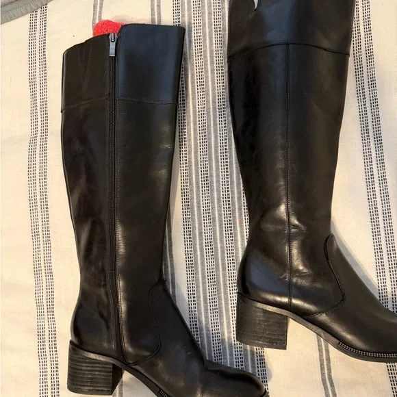 Franco Sarto Black Leather Heeled Boots - Picture 4 of 5